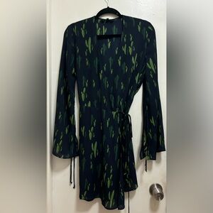 Olivaceous Blue Green Cactus Print Sheer Wrap Dress Sz L
